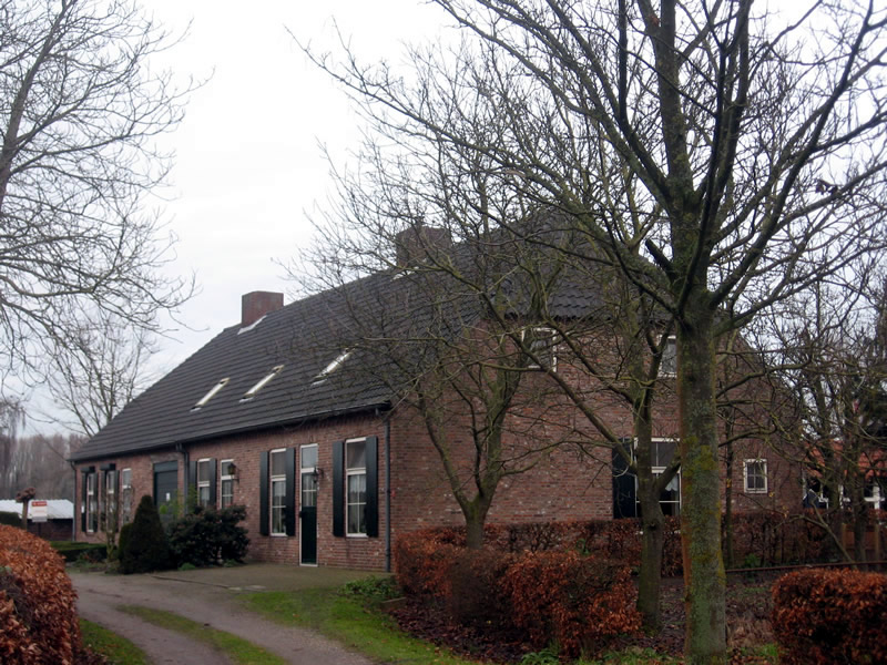 Pastoor Dobbeleijnstraat 20-22